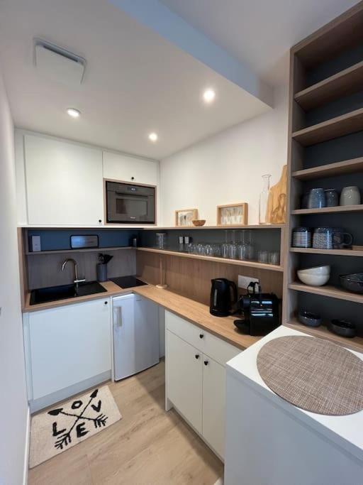 Le Bellevue Apartment Гранвил Екстериор снимка